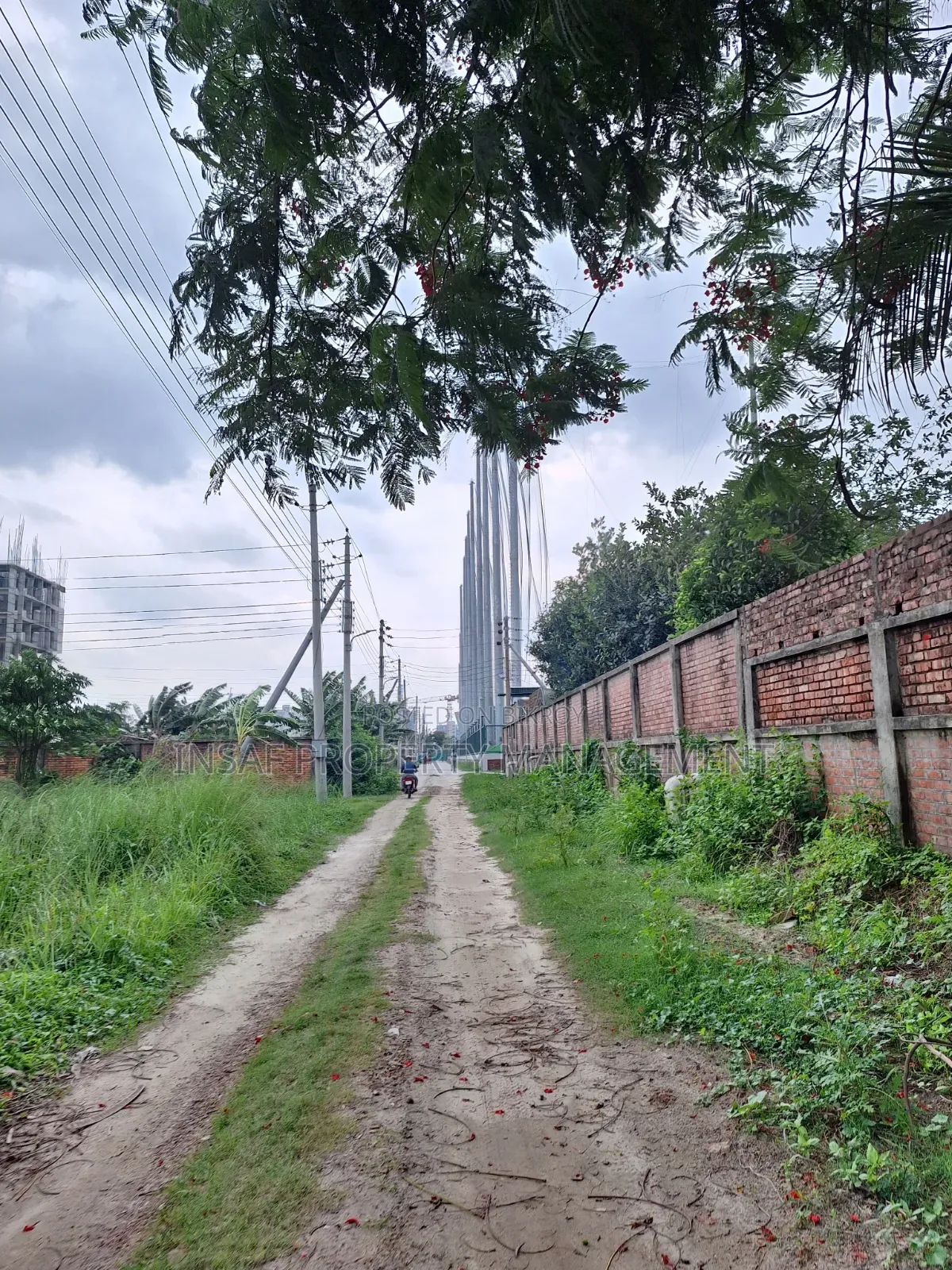 Land Sale 5 Katha Block-I Extention Bashundhara North Facing Nice View in Basundhara
