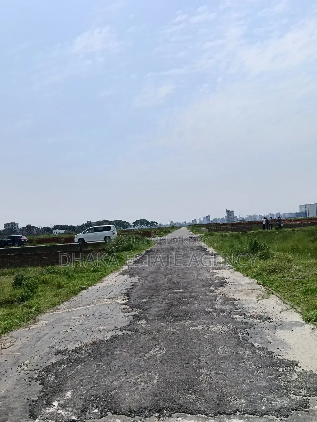 Block-N, Urgent 5 Katha Plot Sale in Basundhara