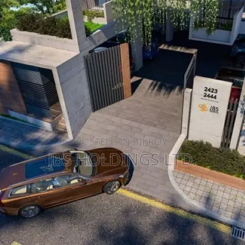 4-bedroom Apartment in Bashundhara for sale in Basundhara