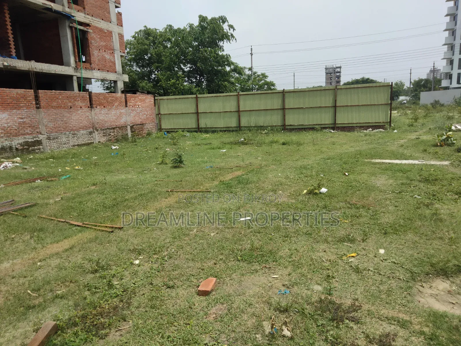 N Block 5 Katha South Face Plot Urgent Sell in Bashundhara R A in Basundhara