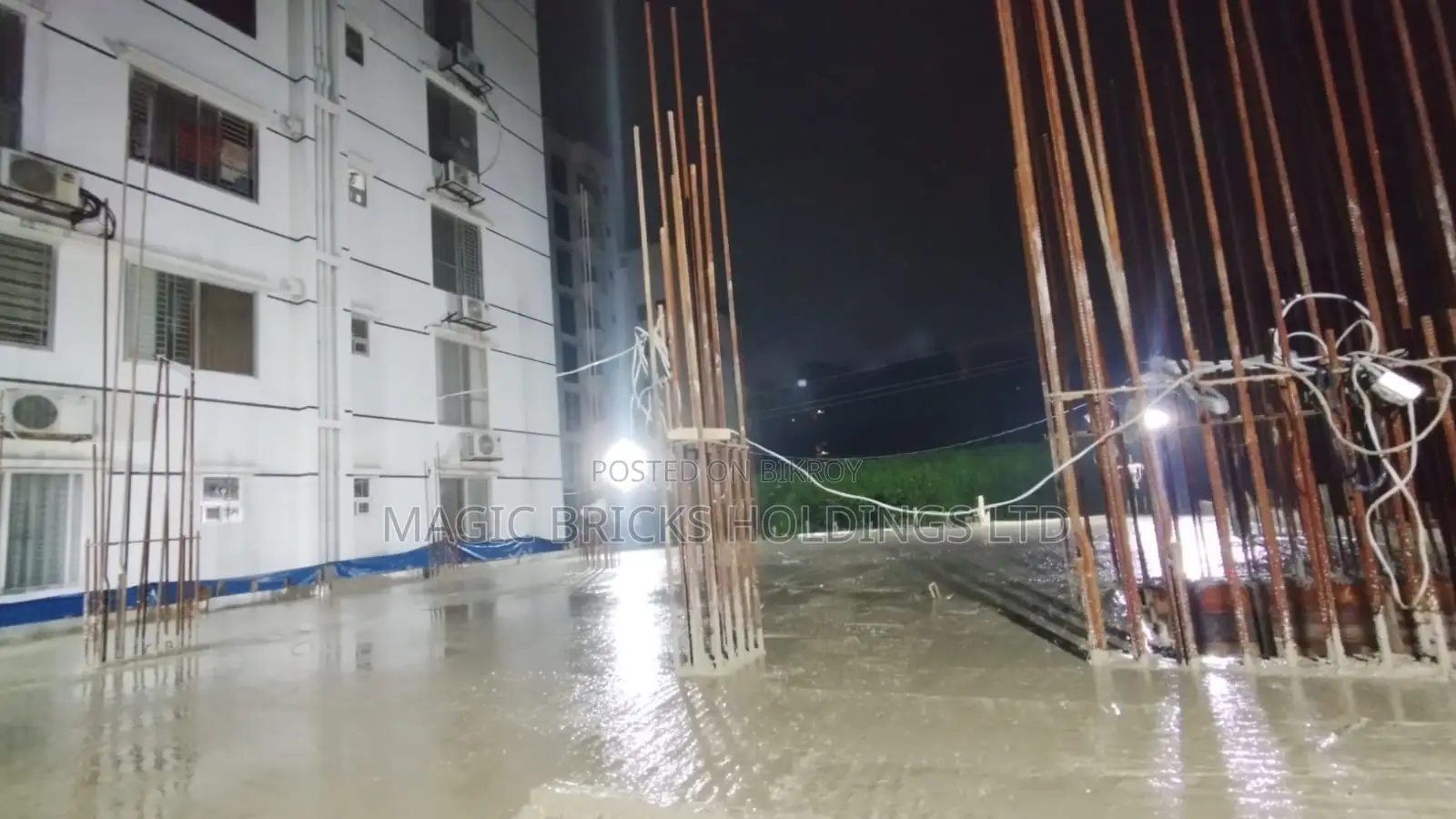 4bdrm Apartment in Magic Bricks, Basundhara for Sale in Basundhara