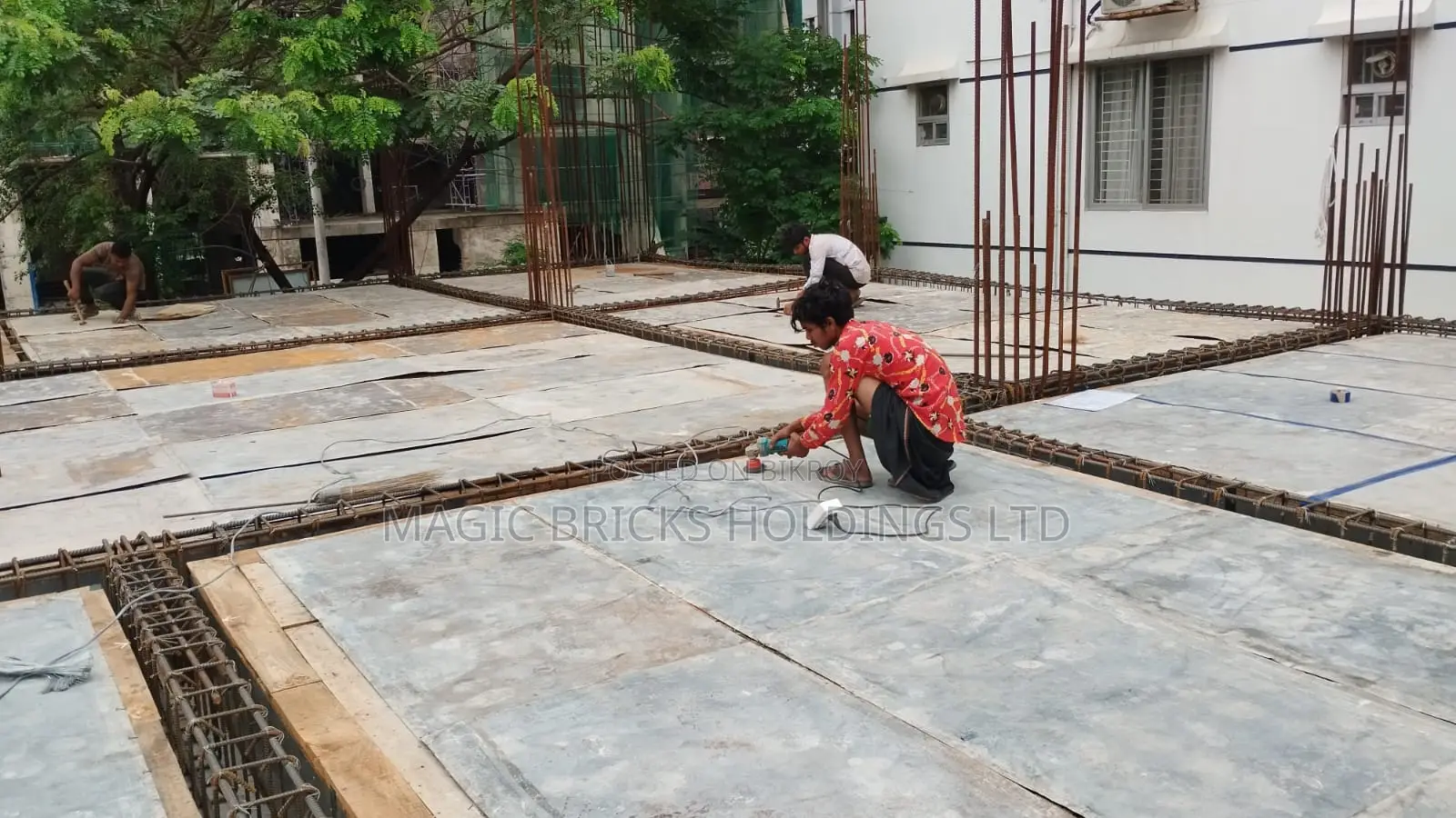 4bdrm Apartment in Magic Bricks, Basundhara for Sale in Basundhara