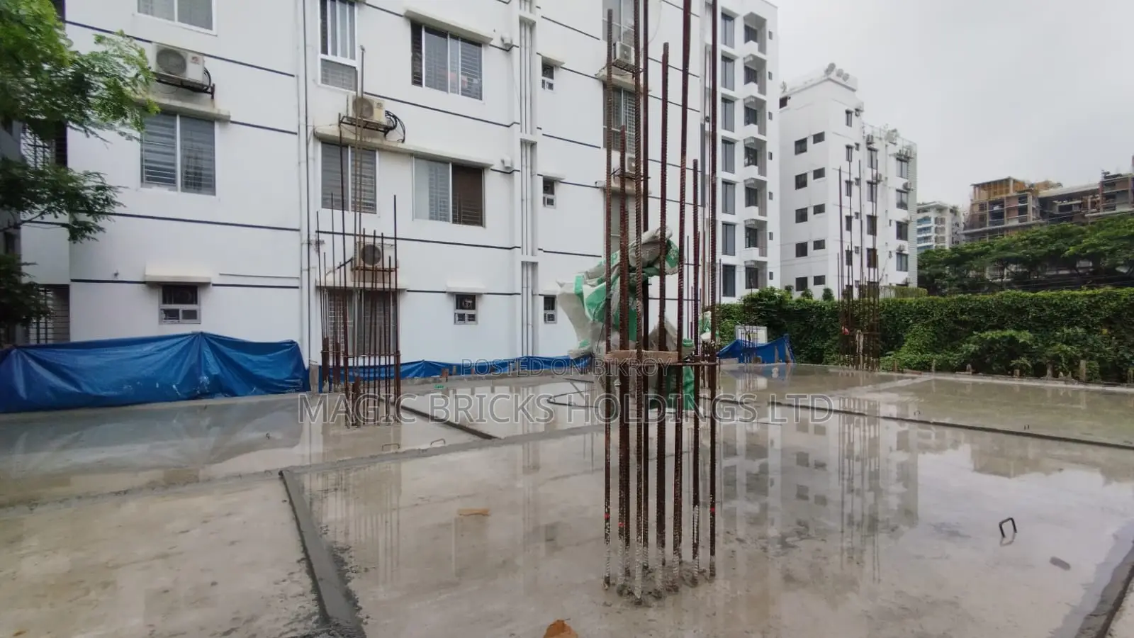 4bdrm Apartment in Magic Bricks, Basundhara for Sale in Basundhara