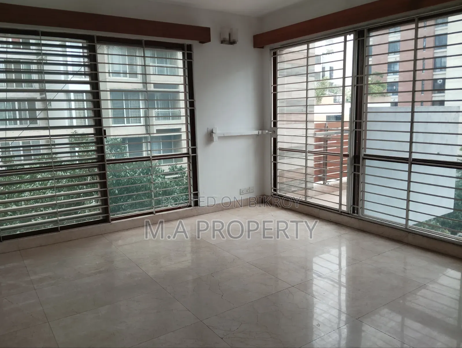 4bdrm Apartment in Apon, Baridhara for Rent in Baridhara