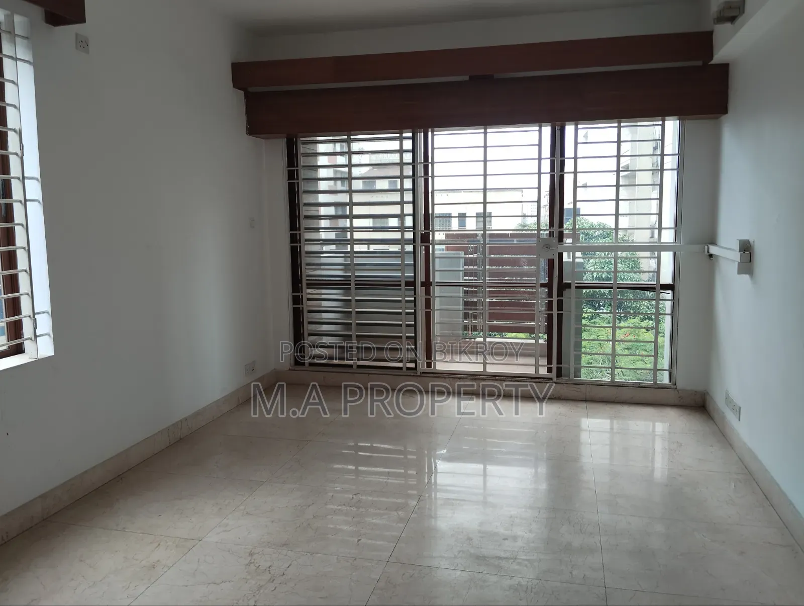 4bdrm Apartment in Apon, Baridhara for Rent in Baridhara