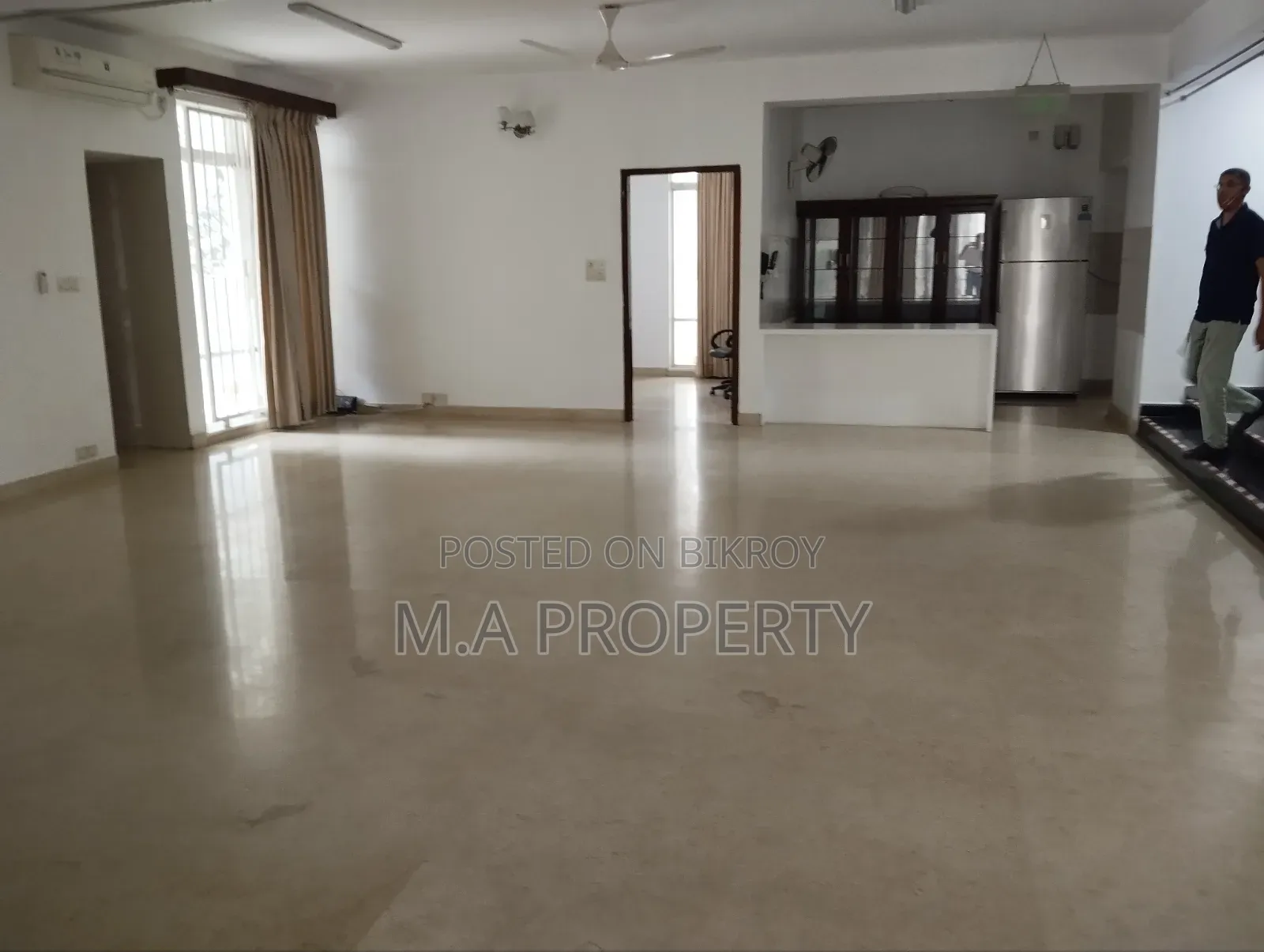 Furnished 4bdrm Apartment in Navana, Baridhara for Rent in Baridhara
