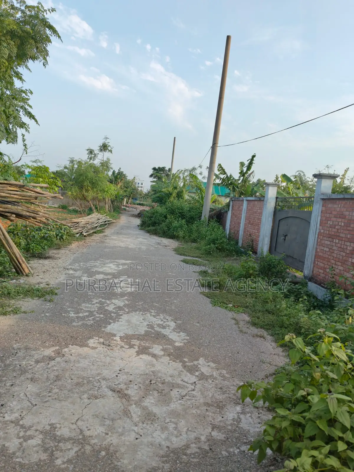 Near 160ft. East Facing, 5 Katha in Sec#20 in Purbachal