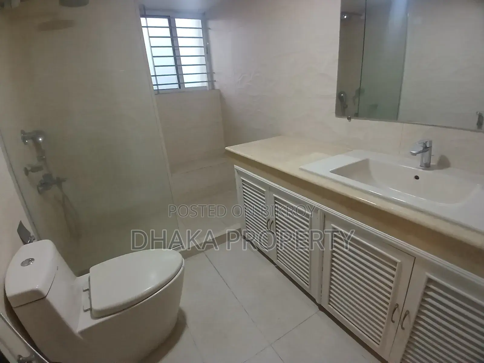 4 Bedroom Apartment in ABC, Gulshan for Rent in Gulshan