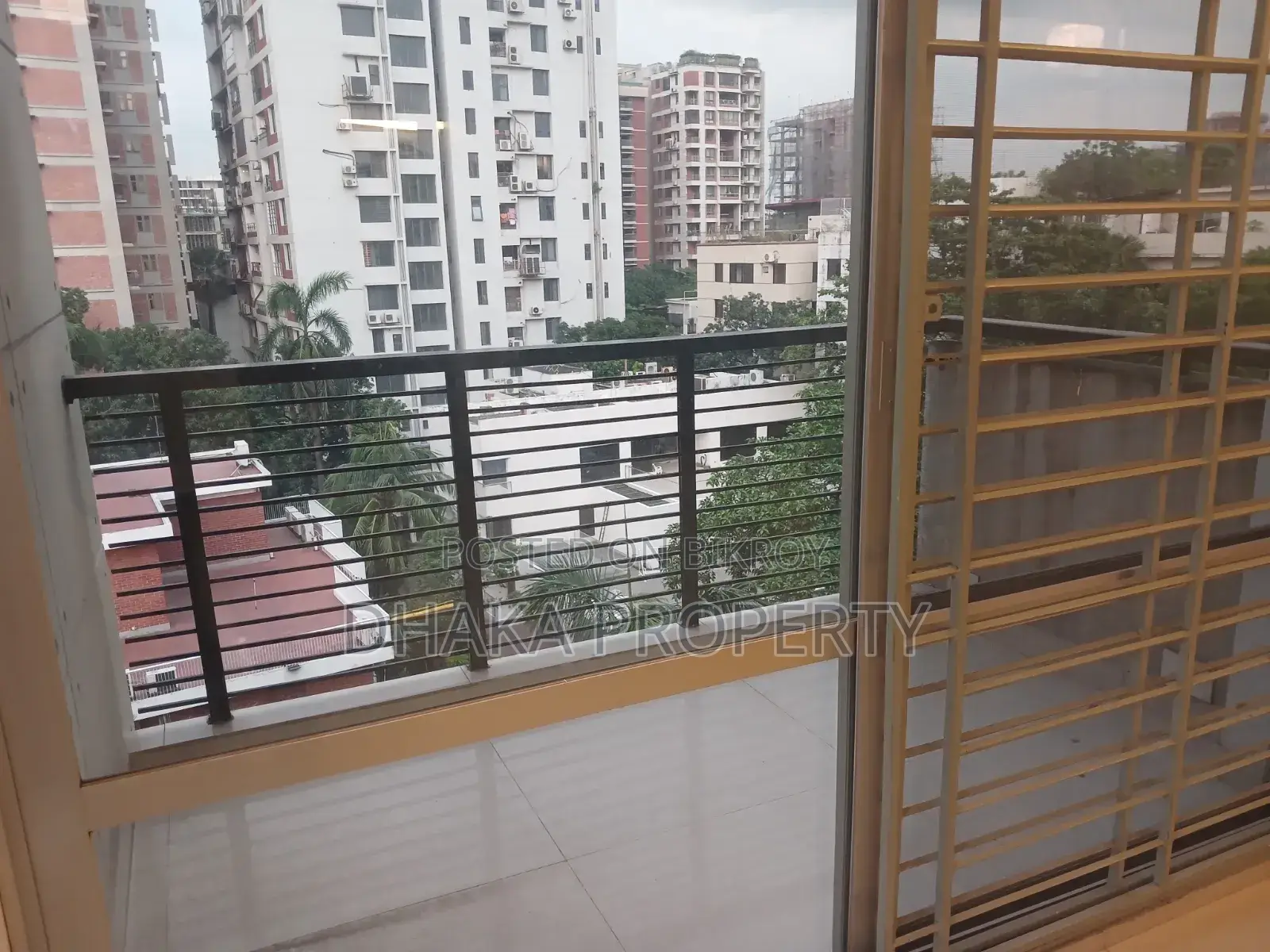 4 Bedroom Apartment in ABC, Gulshan for Rent in Gulshan