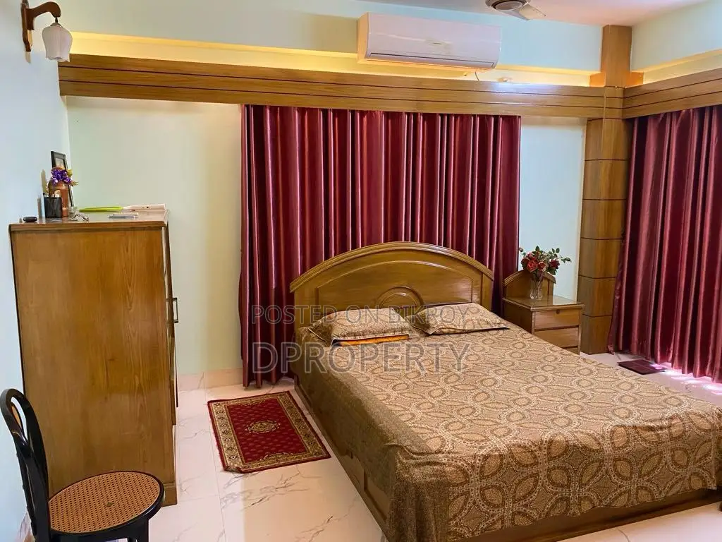 Furnished 4-Bedroom Apartment in Basundhara for Rent in Basundhara