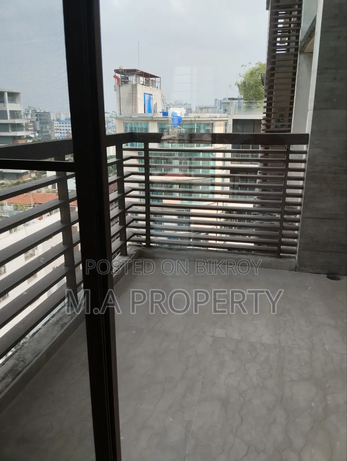 Furnished 4bdrm Apartment in Navana, Baridhara for Rent in Baridhara