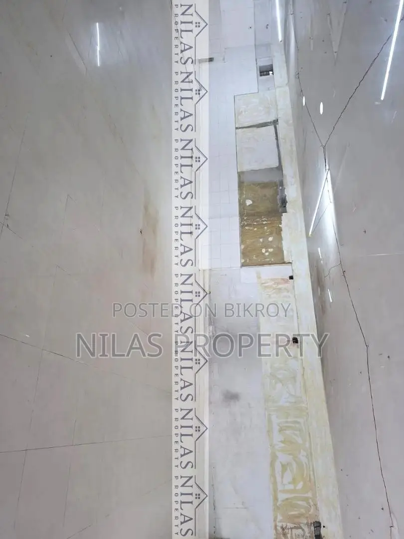Ground Floor Showroom/Café Space Rent in Dhanmondi in Dhanmondi