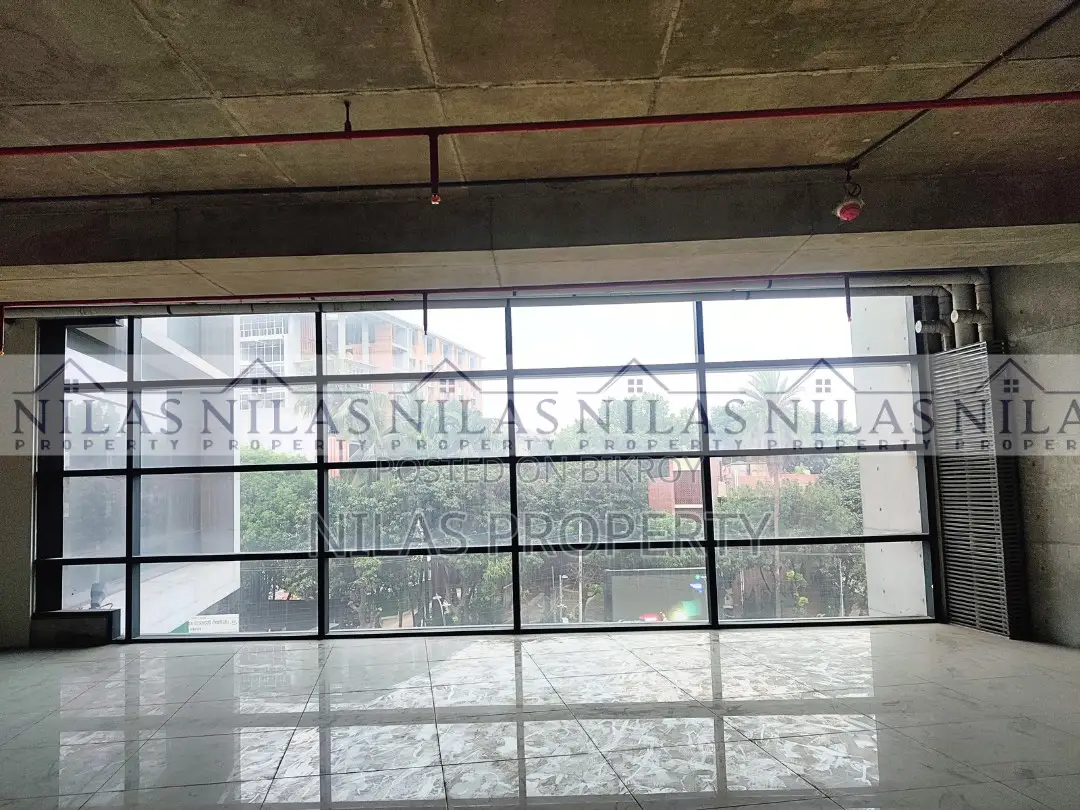 Modern 3rd Floor 3400 SFT Commercial Space Rent in Dhanmondi in Dhanmondi