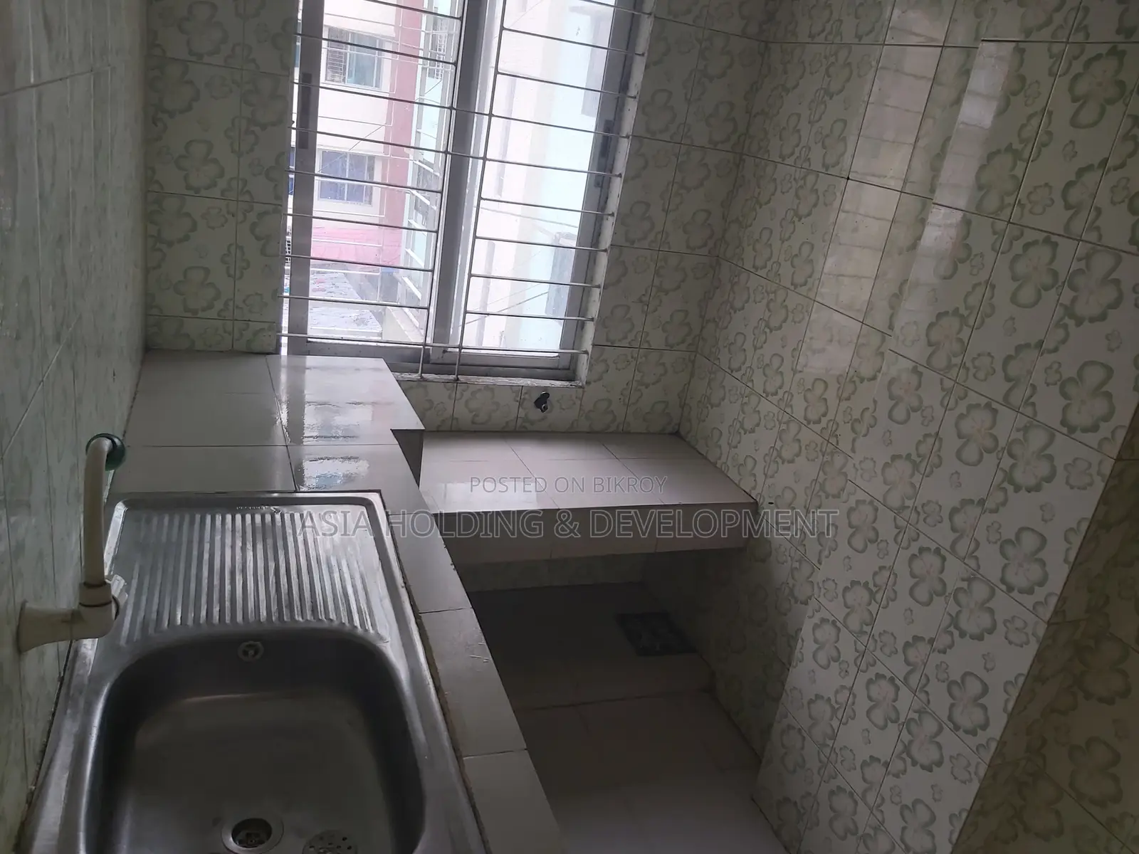 3bdrm Apartment in 60 Feet Road for Sale in 60 Feet Road