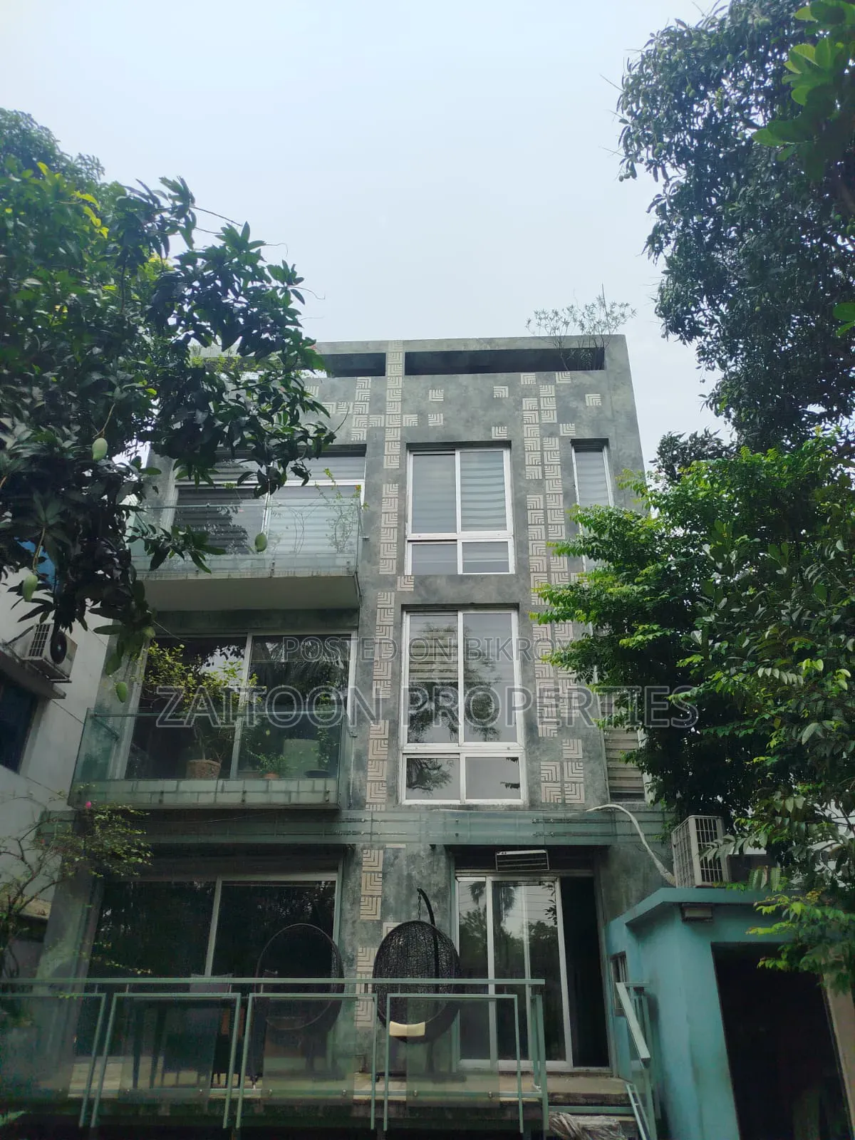 Furnished 5bdrm House in Khilgaon for Sale in Khilgaon