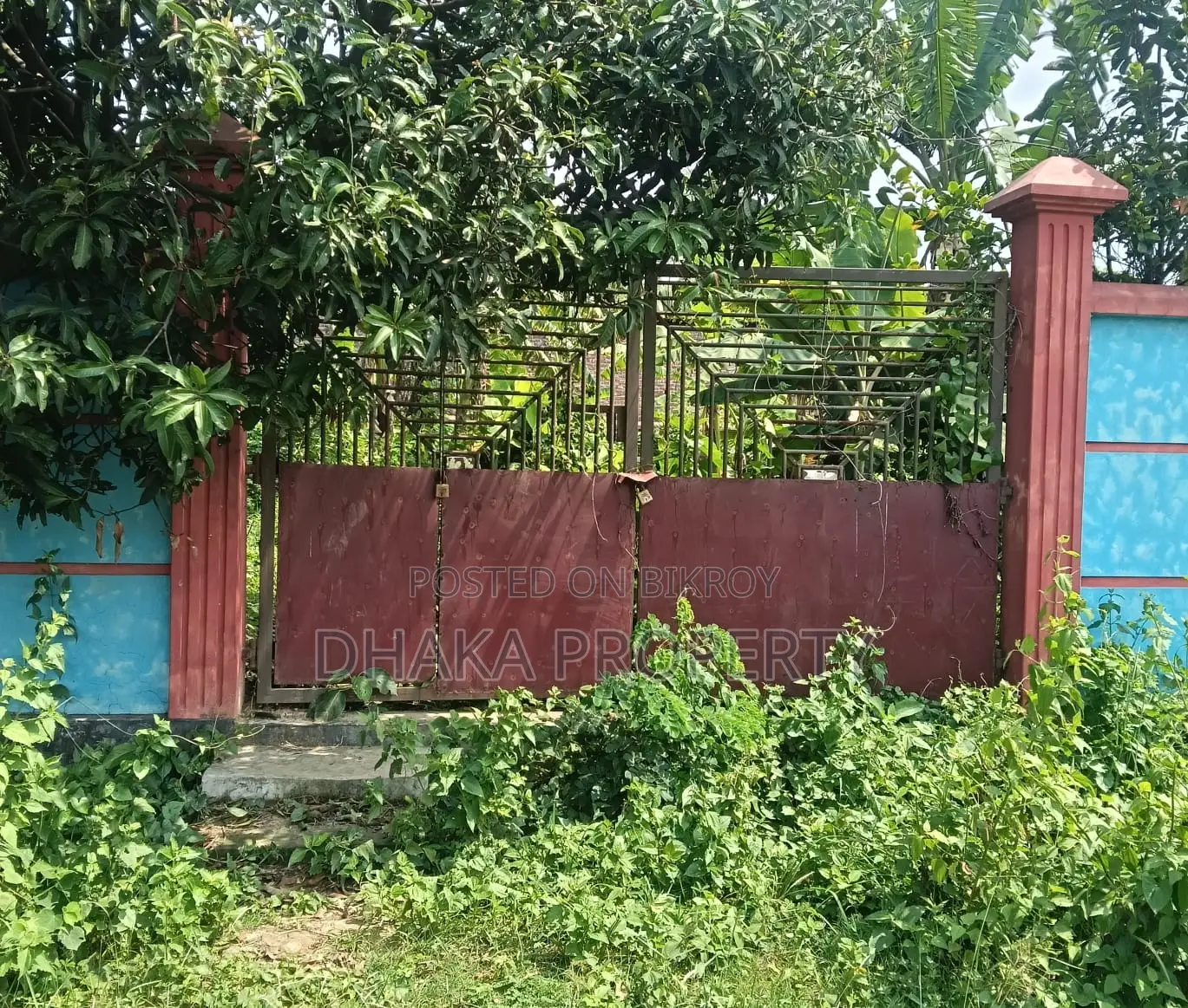 5 Katha Lake View South at Sector-7 in Purbachal