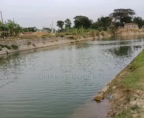 Lake Facing Land Sale 3 Katha Sector-17/J in Uttara