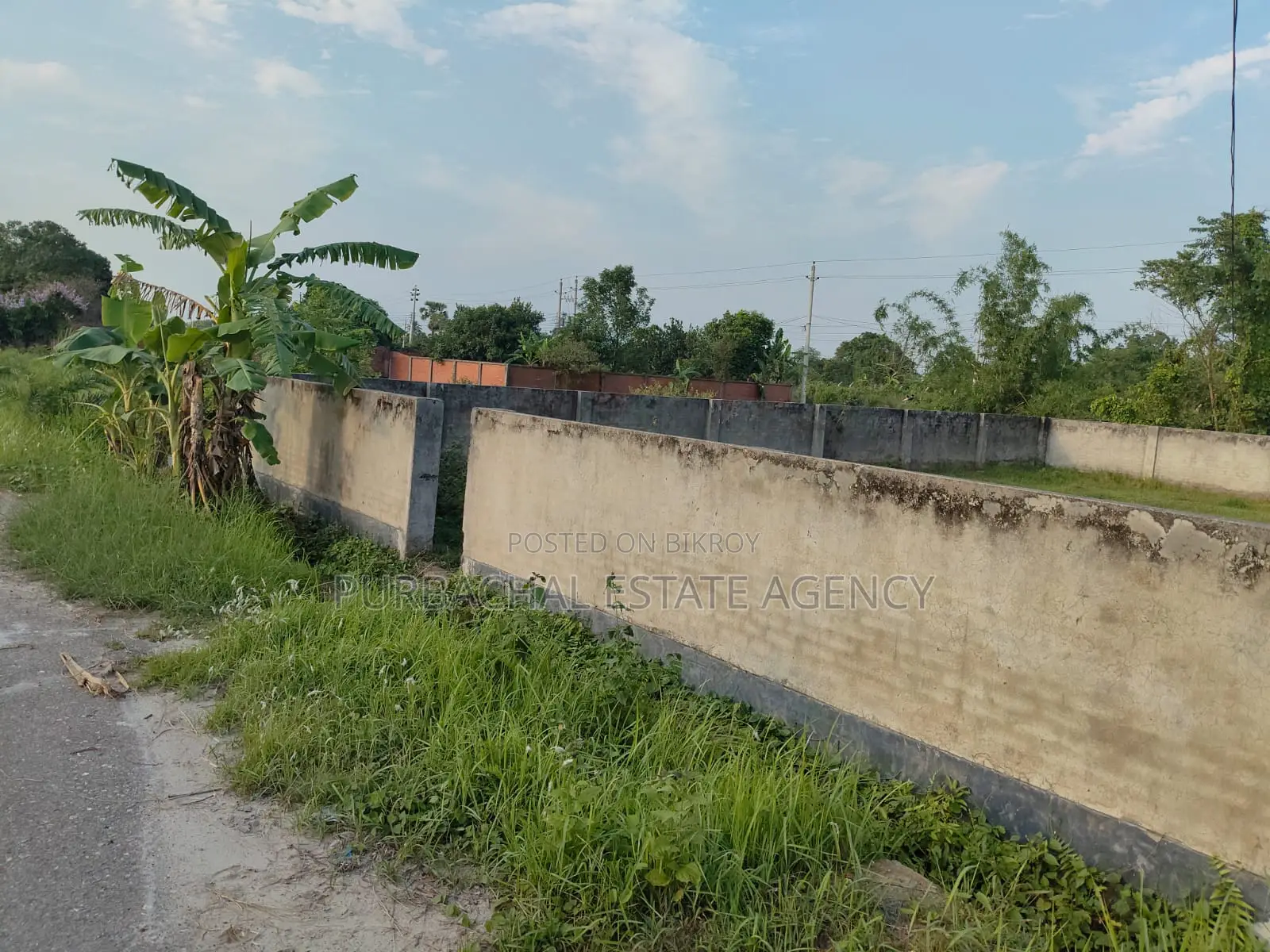 Near Scenic Lake, South Facing, 5 Katha Plot in Purbachal