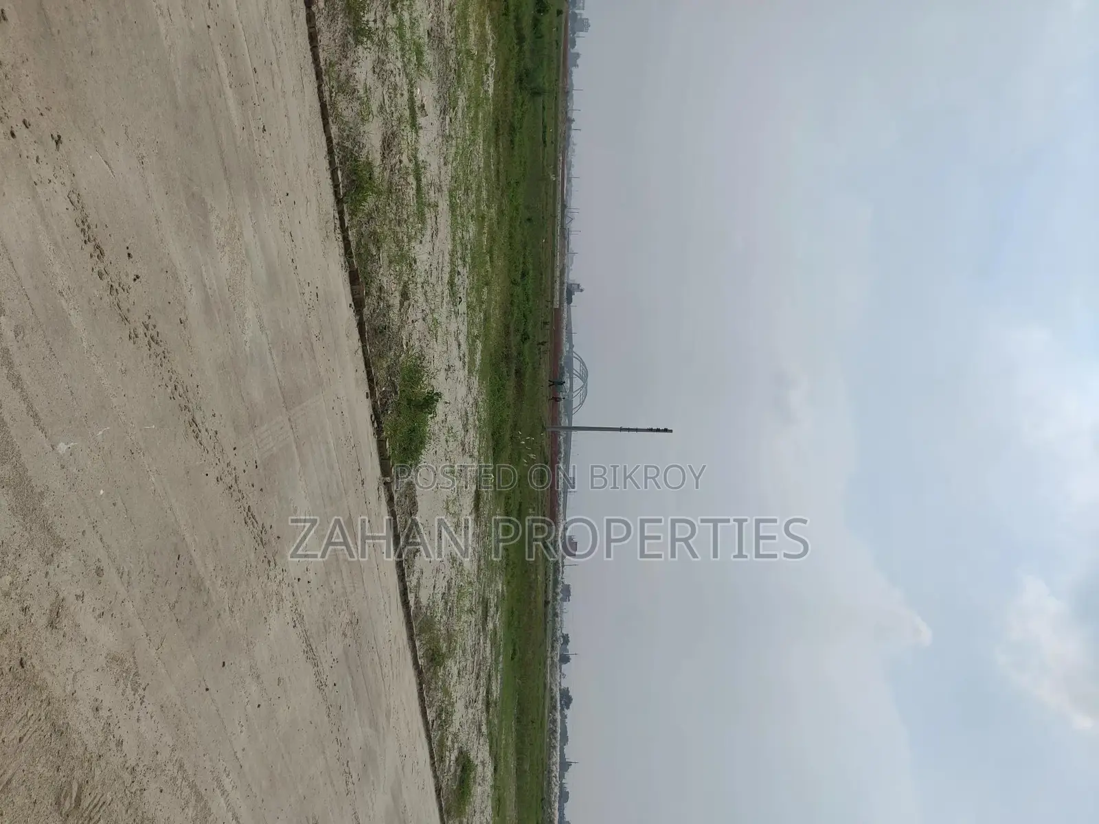 BASHUNDHARA P Extension 03 katha Plot Sell... in Basundhara