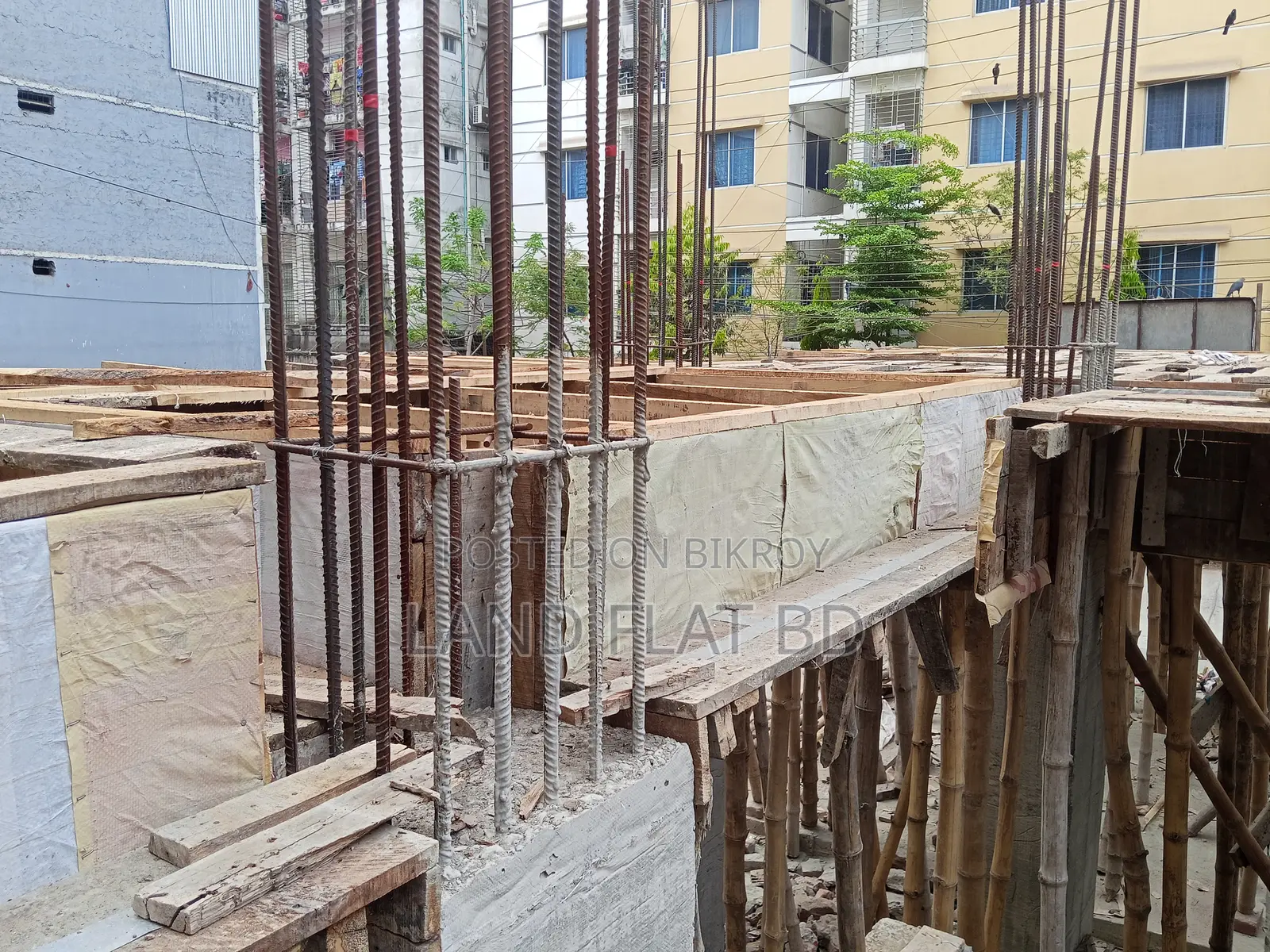 4bdrm Apartment in Bagdag Tajmahol, Mohammadpur for Sale in Mohammadpur