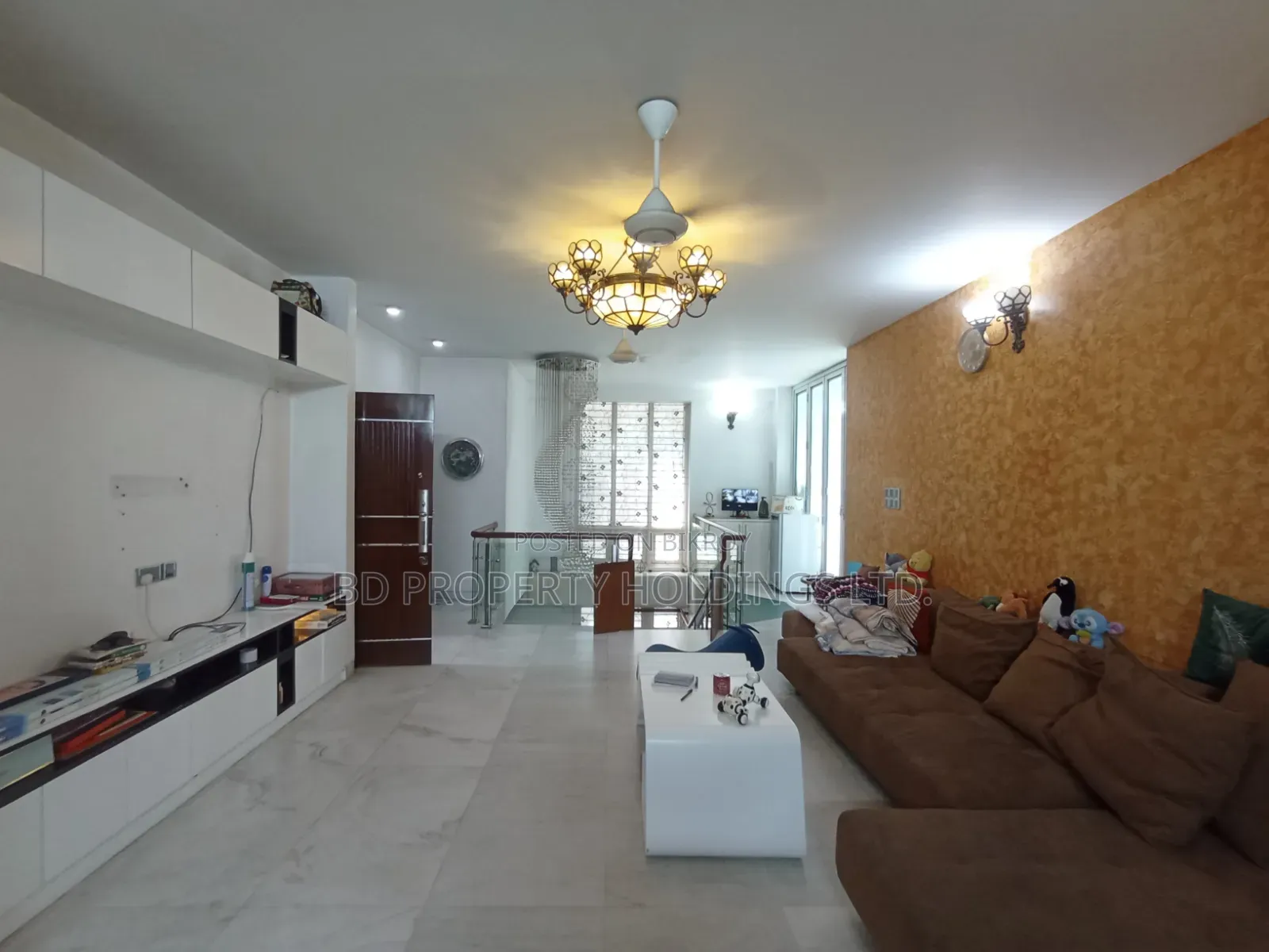 Furnished 5bdrm Duplex for rent in Uttara