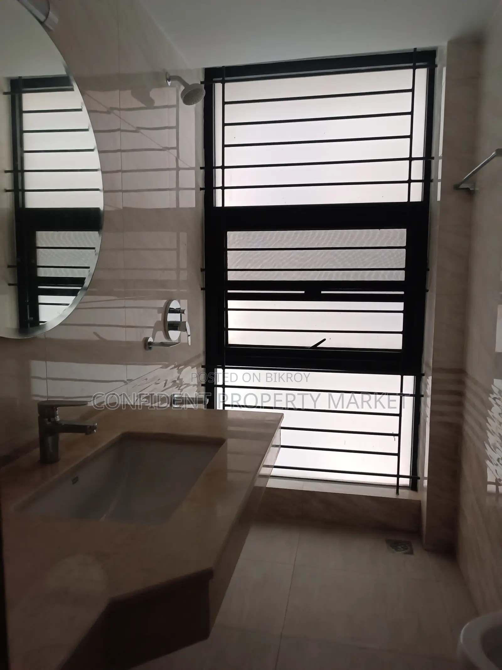 4bdrm Apartment in Baridhara for Sale in Baridhara