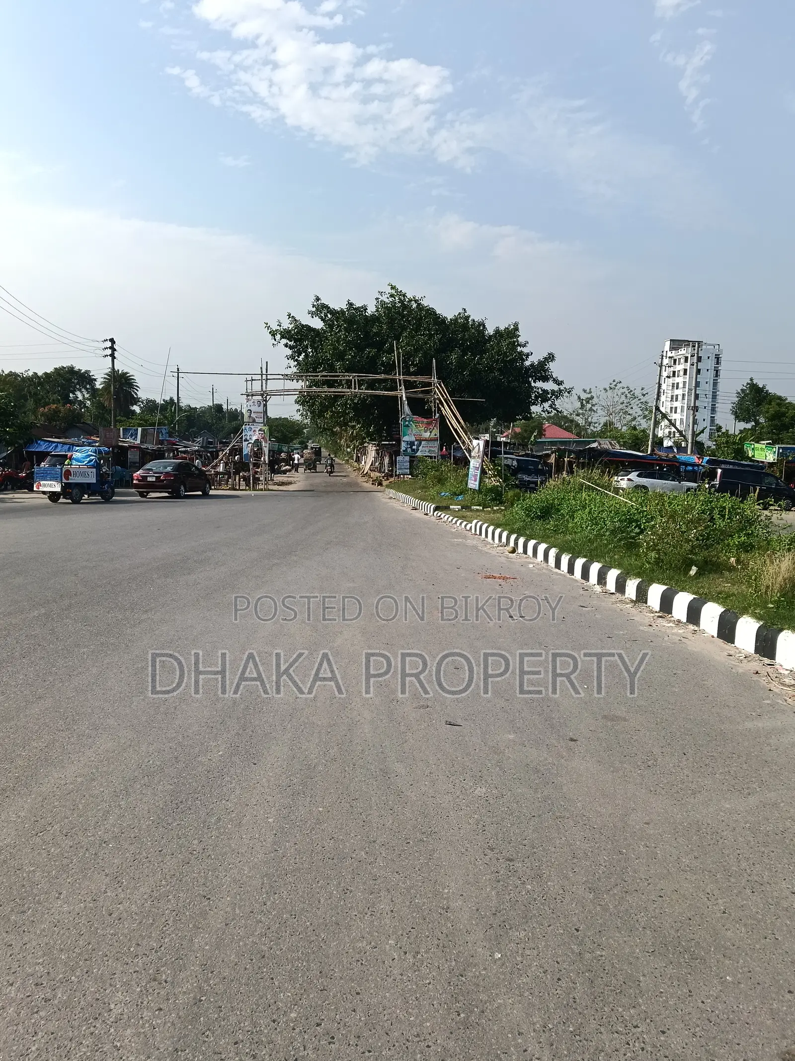 150ft Rd 10 Katha Commercial East Sector-17 in Purbachal