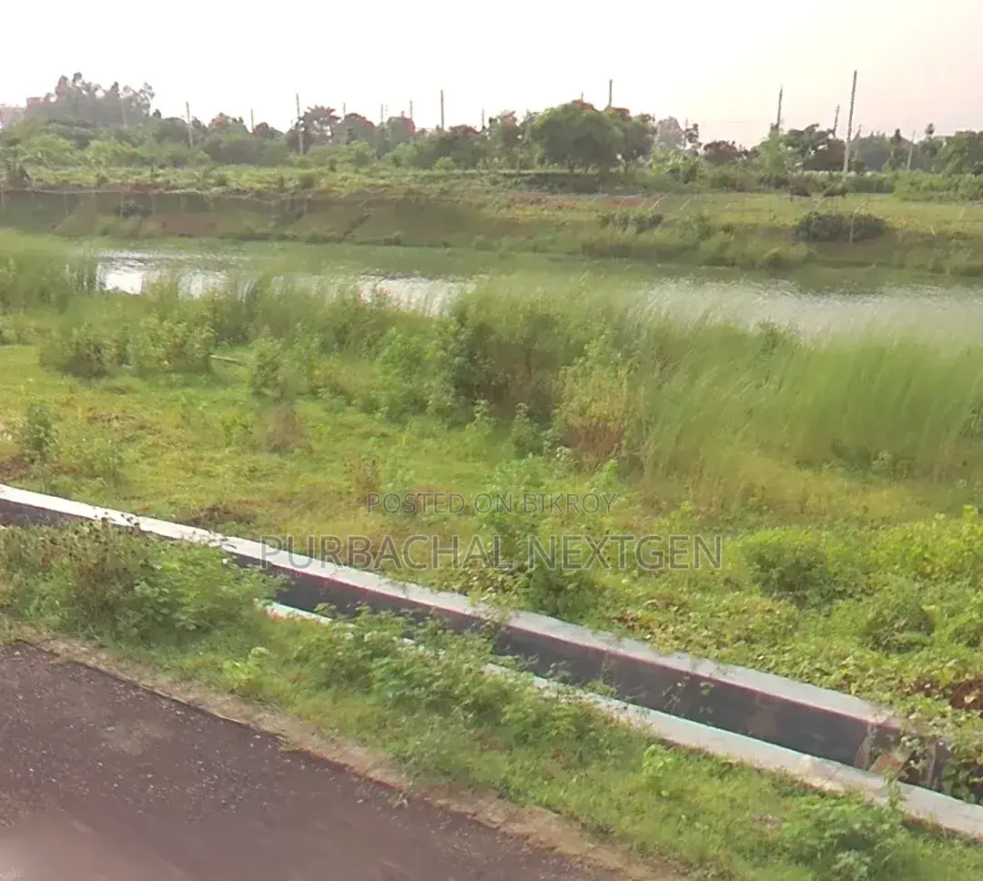 Prime 10 Katha Lake-View Plot for Sale at Rajuk Purbachal in Purbachal
