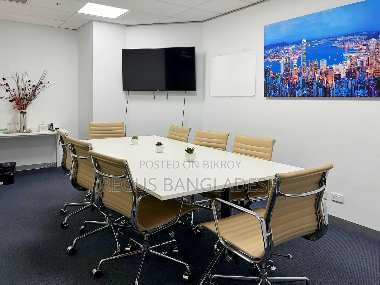 Book Office Space for Business in Regus Crystal Palace in Gulshan