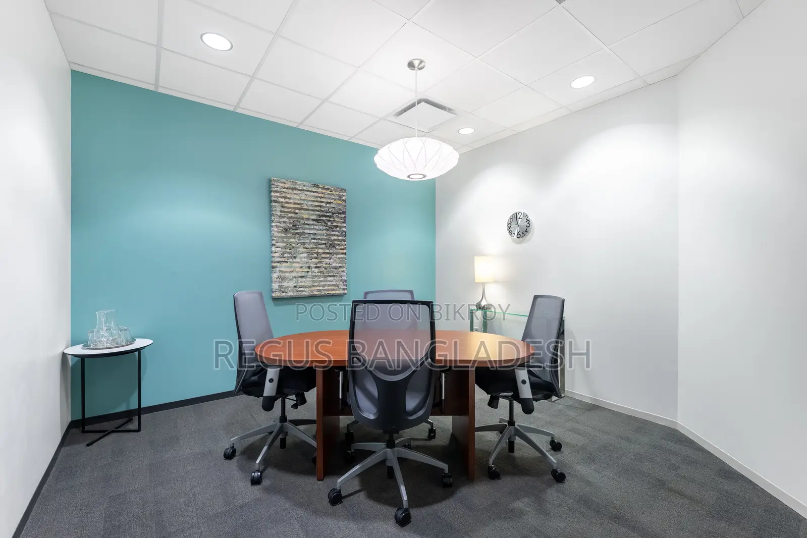 Find Office Space in Regus Utc Building for 4 Persons in Panthapath