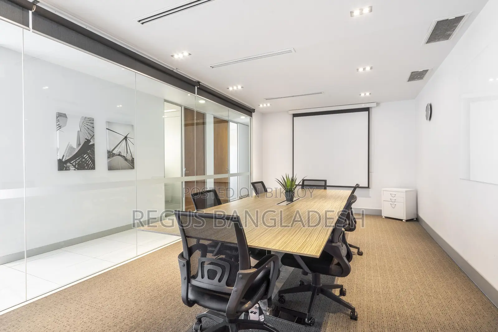 Find Office Space in Regus Utc Building for 4 Persons in Panthapath