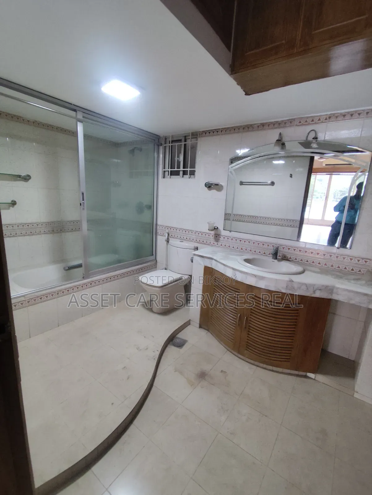 4bdrm Apartment in Concord, Gulshan for Rent in Gulshan