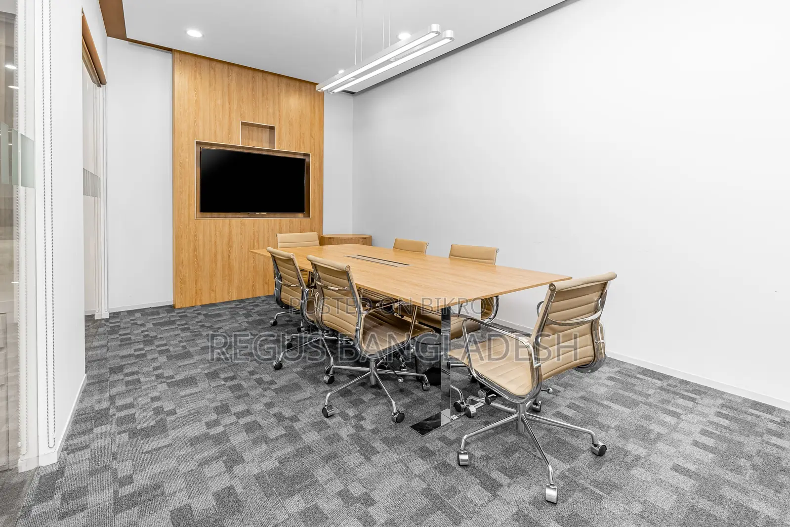 Professional Office in Regus Utc Building on Fully Flexible Terms in Panthapath