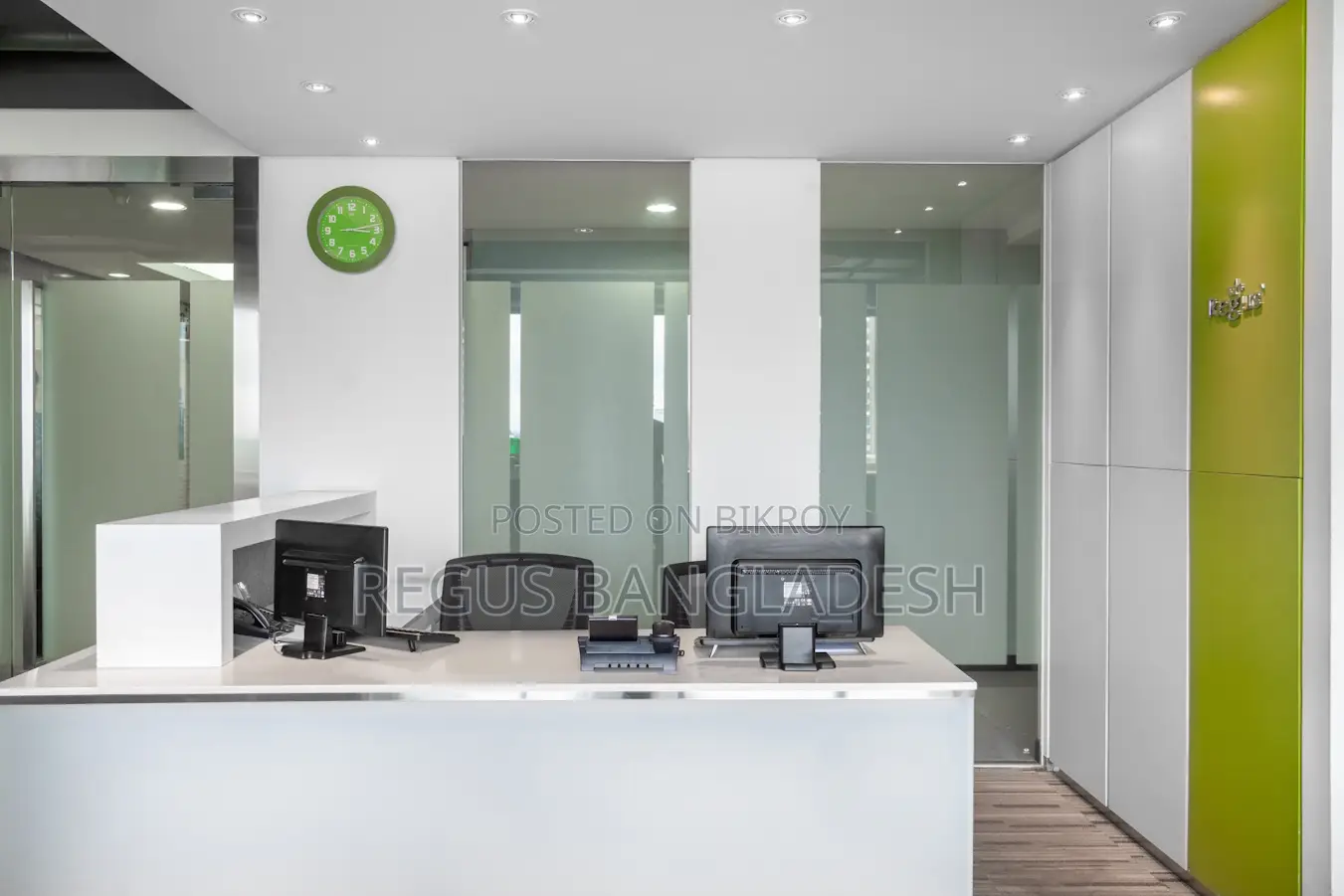 Book Open Plan Office Space for Business in Regus Utc Building in Panthapath