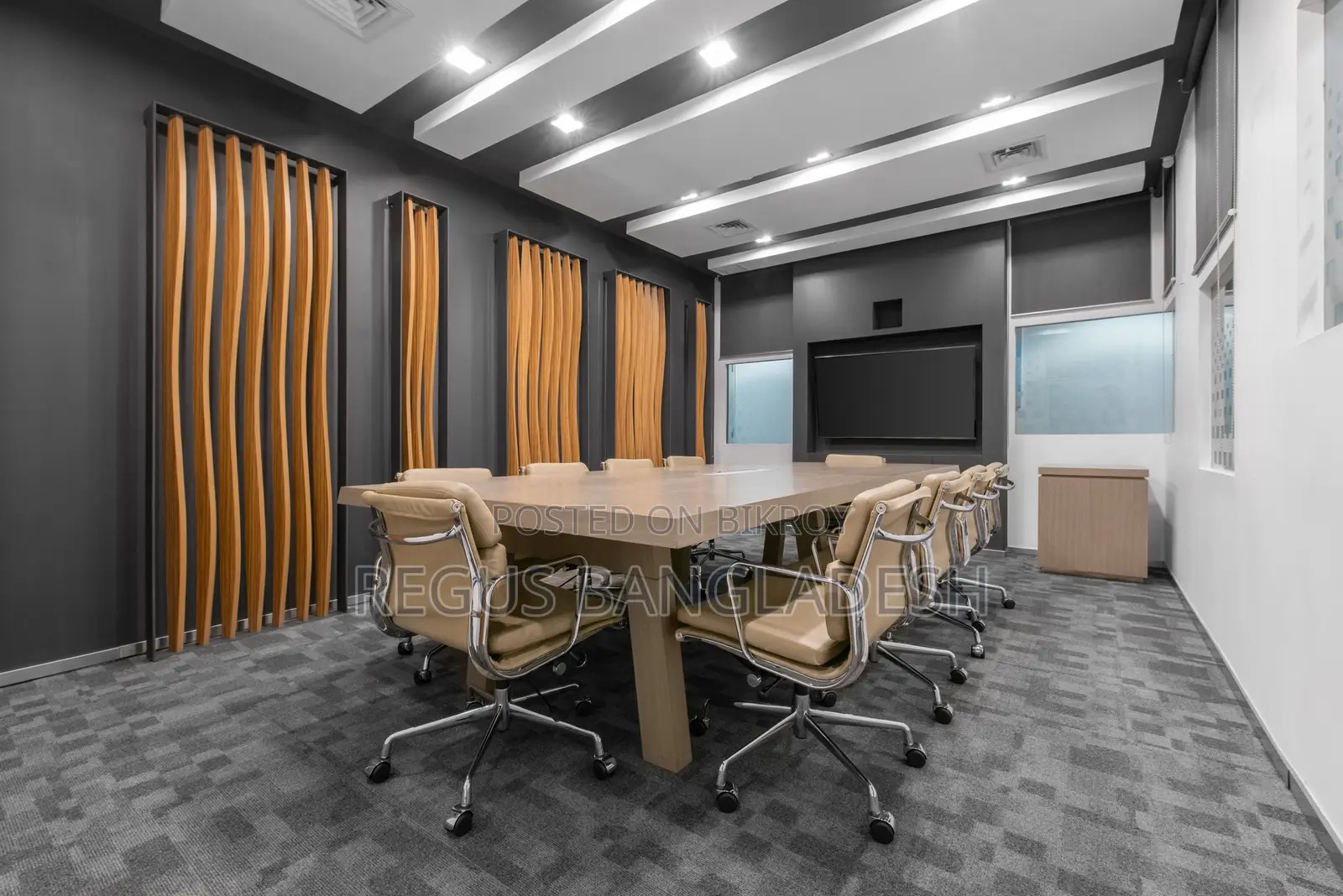 Book Open Plan Office Space for Business in Regus Utc Building in Panthapath