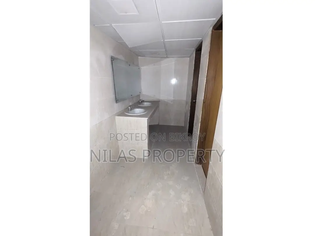 Modern 3200 SFT Commercial Space for Rent in Mohakhali in Mohakhali
