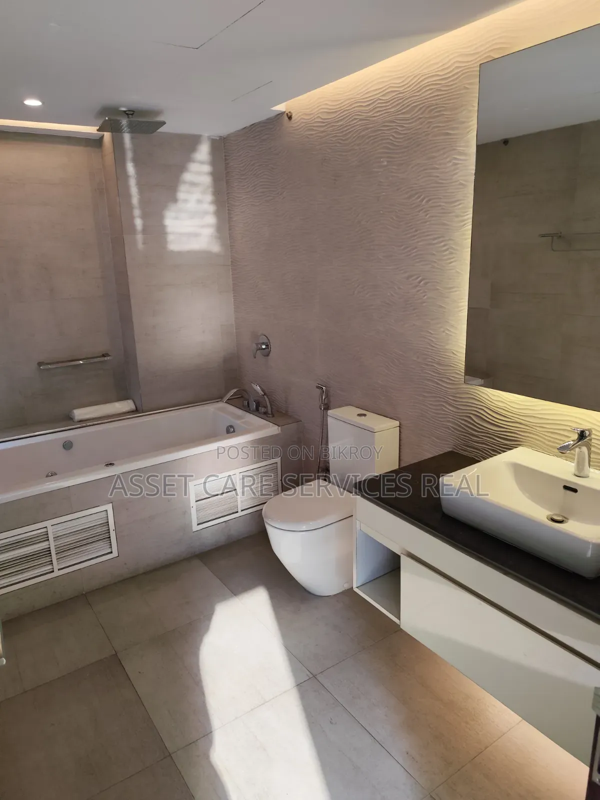 3bdrm Apartment in Ehl, Baridhara for Rent in Baridhara