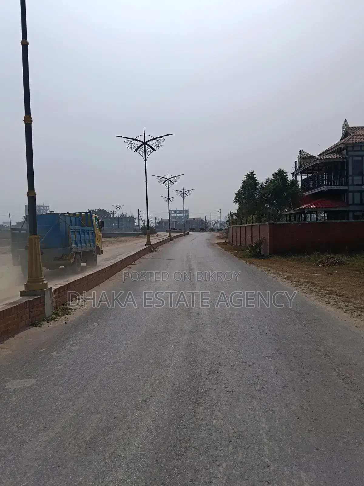 Block-N, Just Opposite Central Mosque in Basundhara