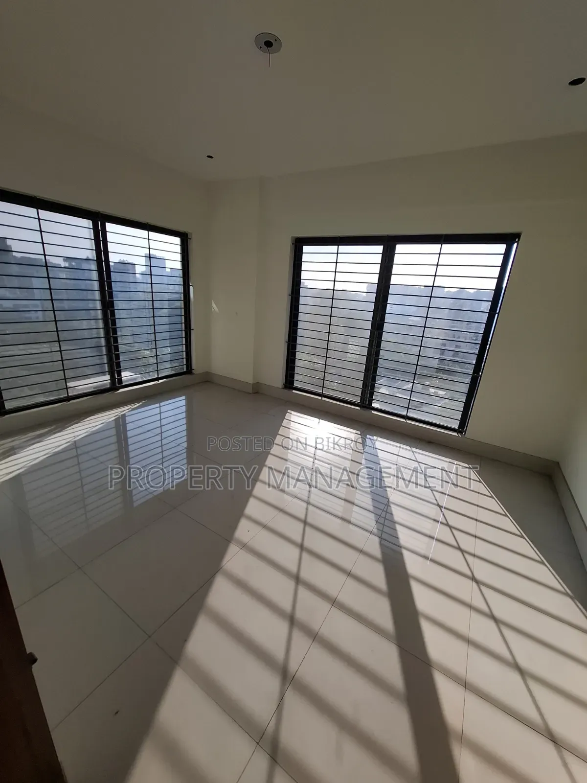 5bdrm Apartment in Navana Real Estate, Gulshan for Sale in Gulshan