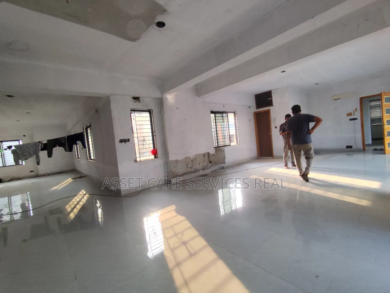 2100-SQFT Commercial Open Space Rent in Kuril in Jamuna Future Park