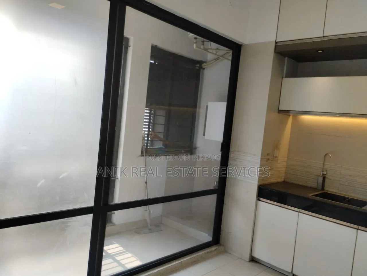 4-bedroom Apartment in Anik Real Estate, Gulshan for Rent in Gulshan