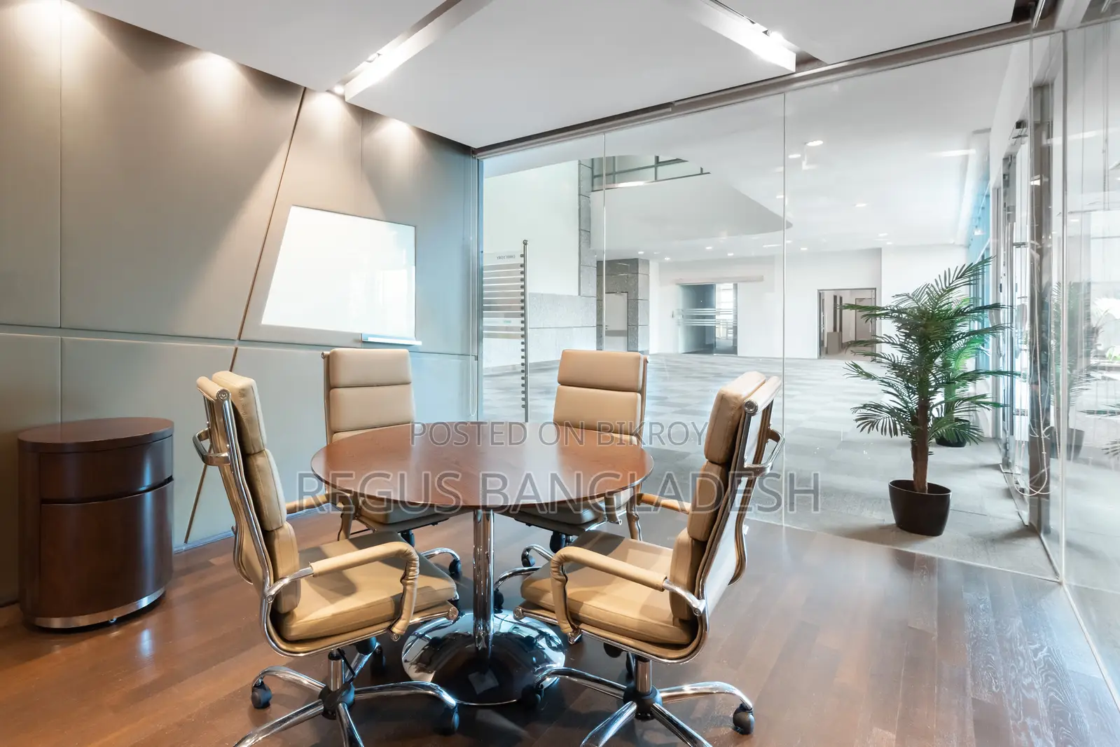 Find Office Space in Regus Borak Mehanur for 3 Persons in Gulshan