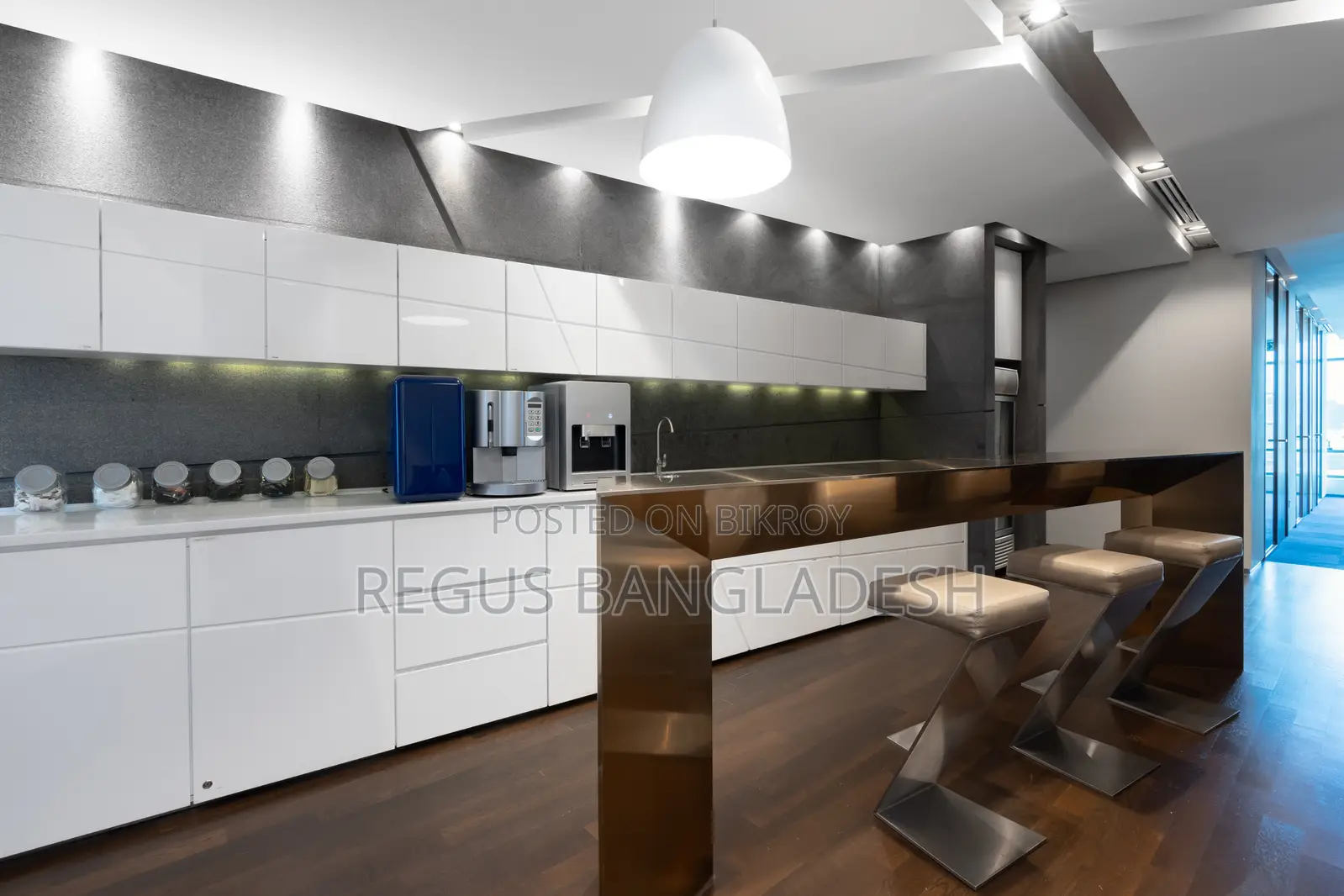 Find Office Space in Regus Borak Mehanur for 3 Persons in Gulshan
