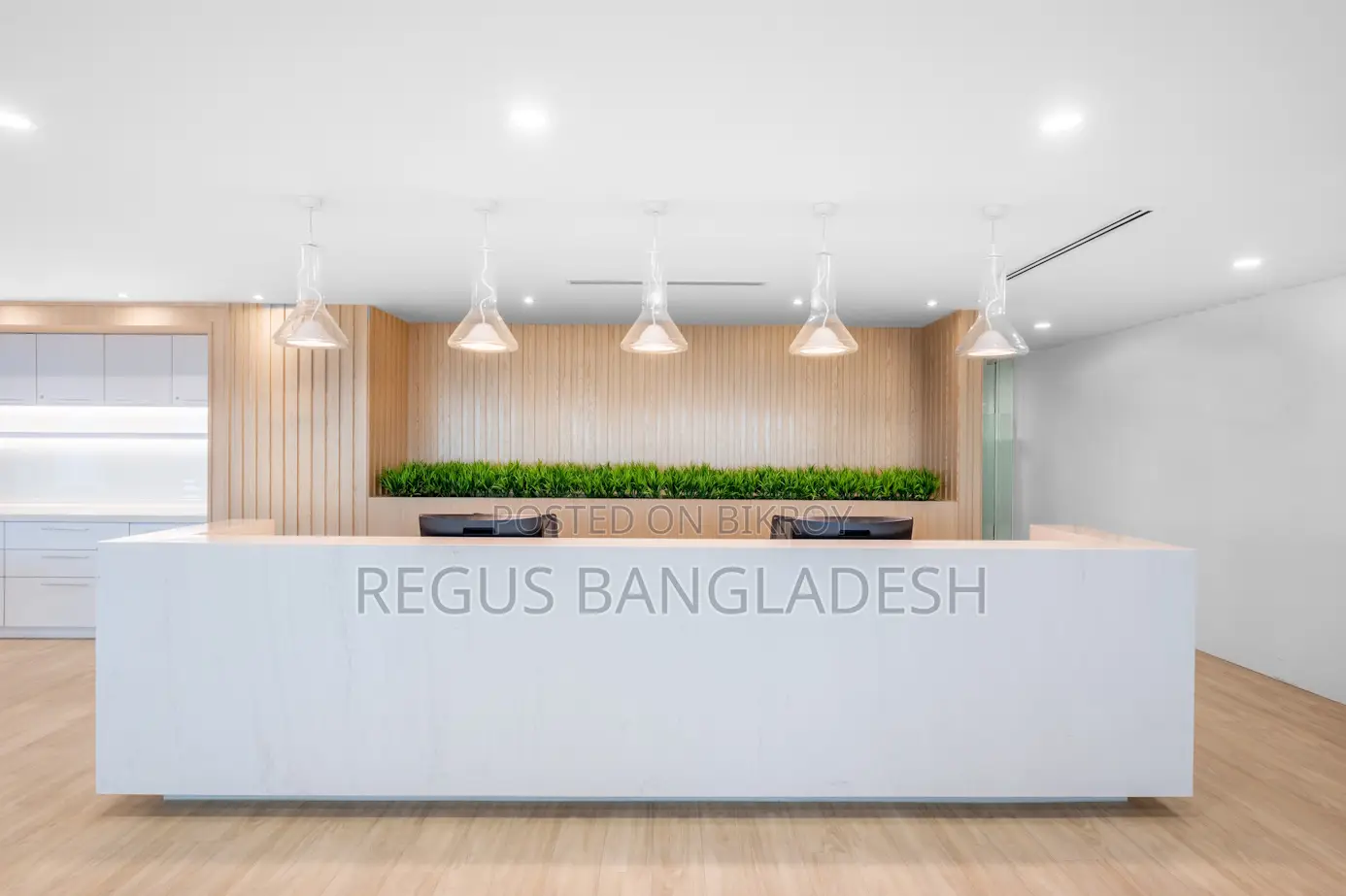 Private Office Space for 5 Persons in Regus Borak Mehanur in Gulshan