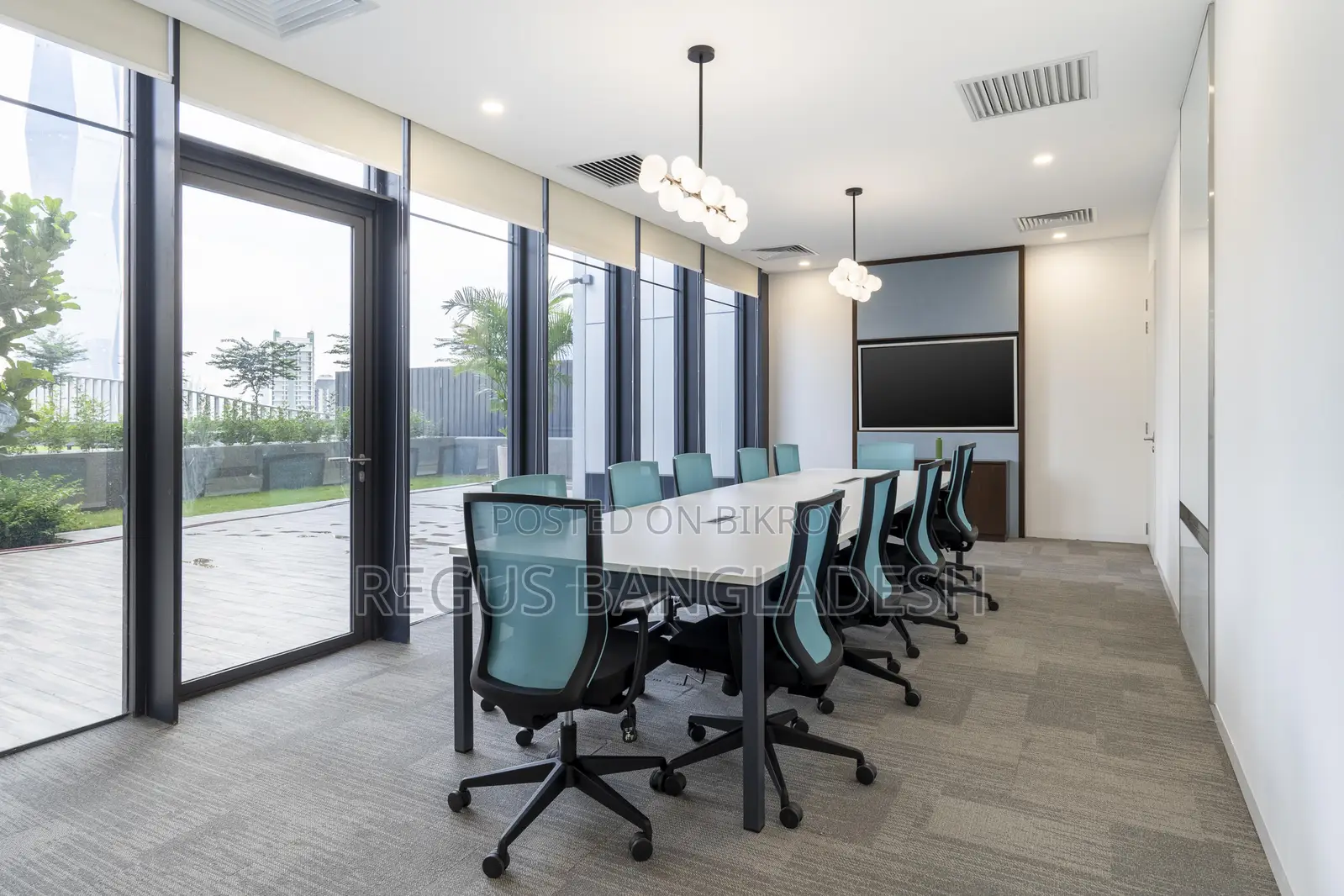 Move Into Ready-to-Use Office Space for 10+ in Regus Borak Mehanur in Gulshan
