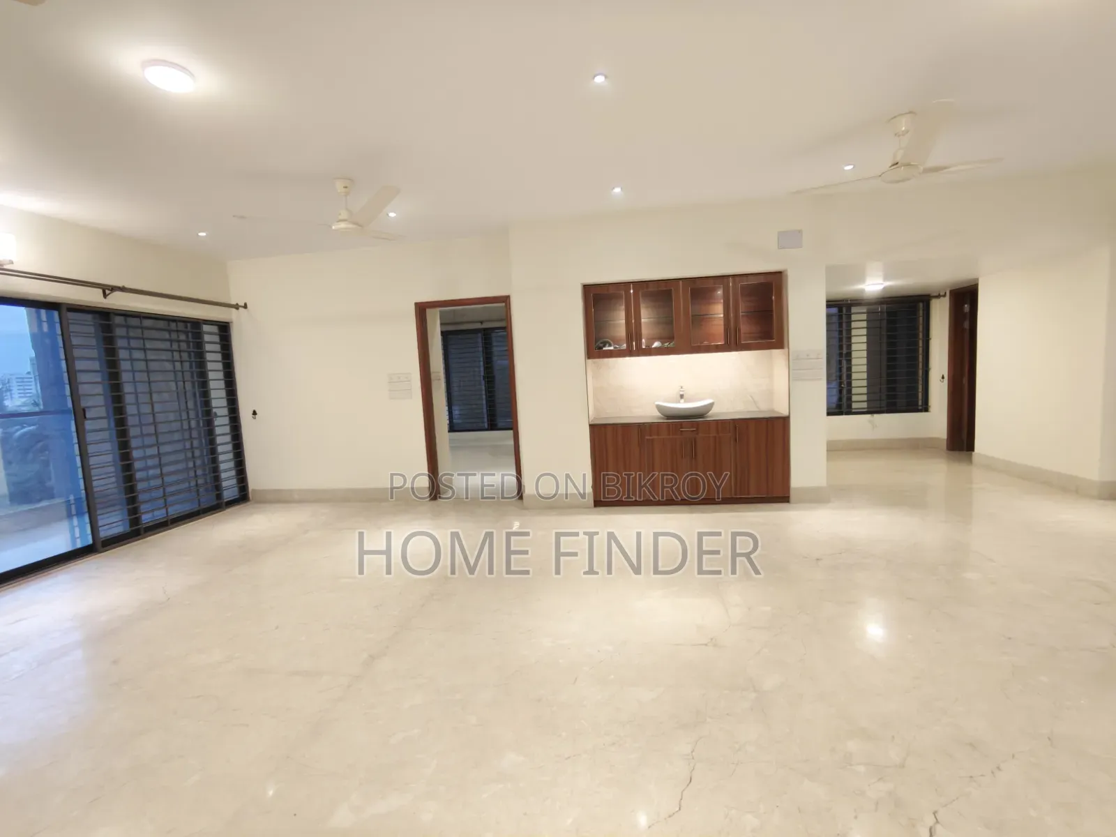 5bdrm Apartment in Gulshan for Rent in Gulshan