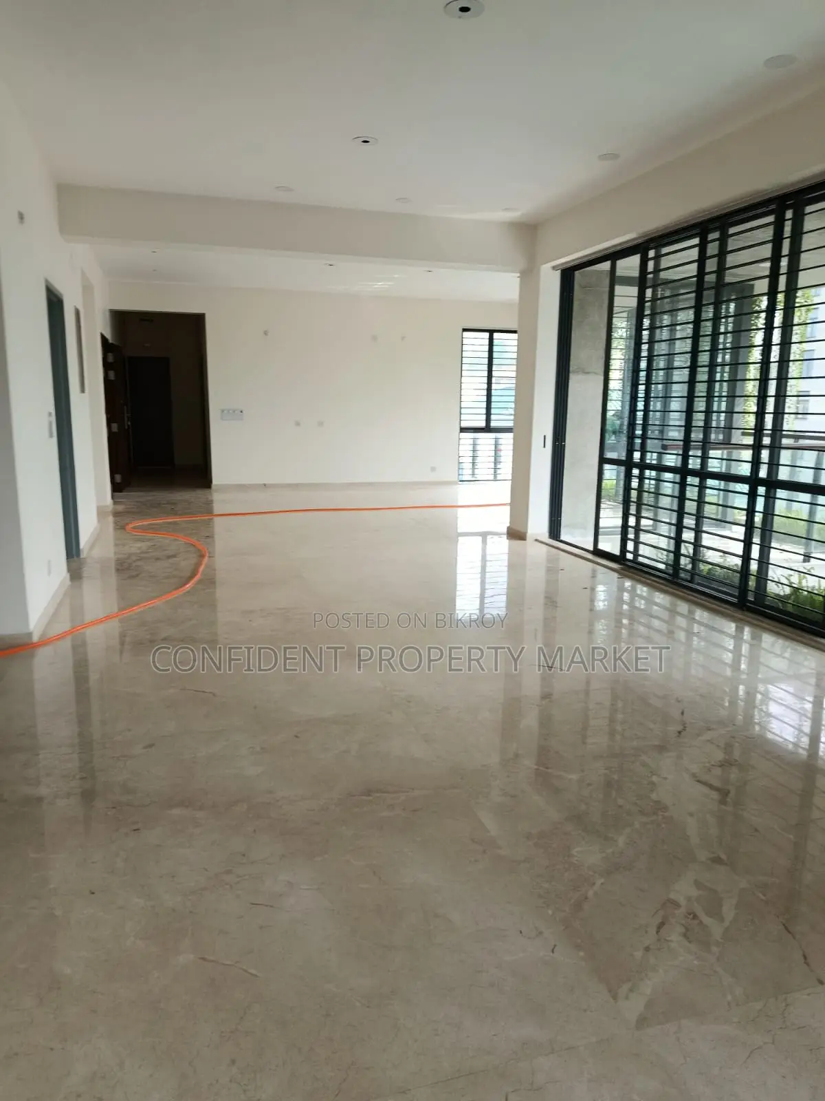 4bdrm Apartment in Baridhara for Sale in Baridhara