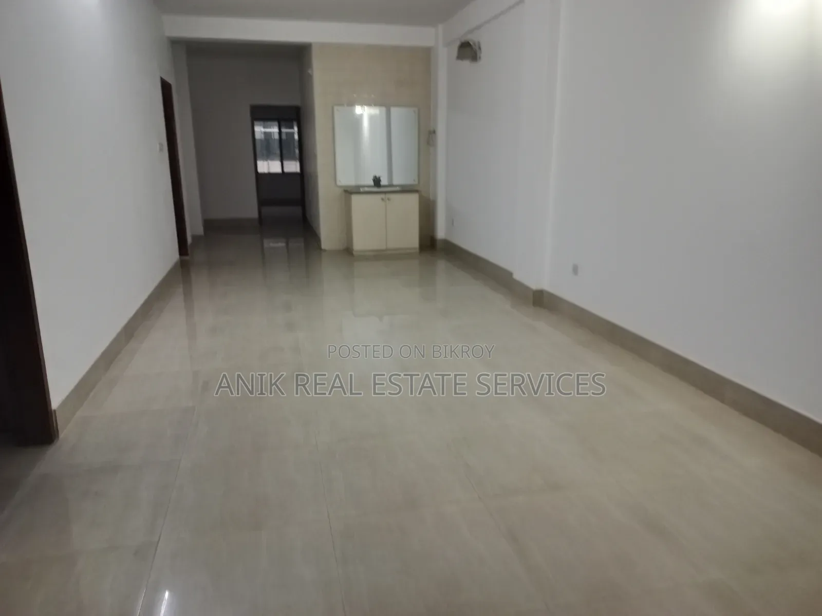 4-bedroom Apartment in Anik Real Estate, Baridhara for Rent in Baridhara