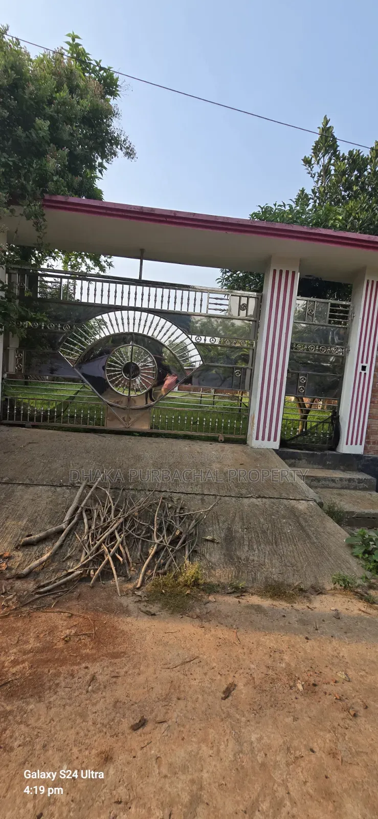 8.23 Katha Plot for Sale on 54ft Wide Lake View Road, Sector 15 in Purbachal
