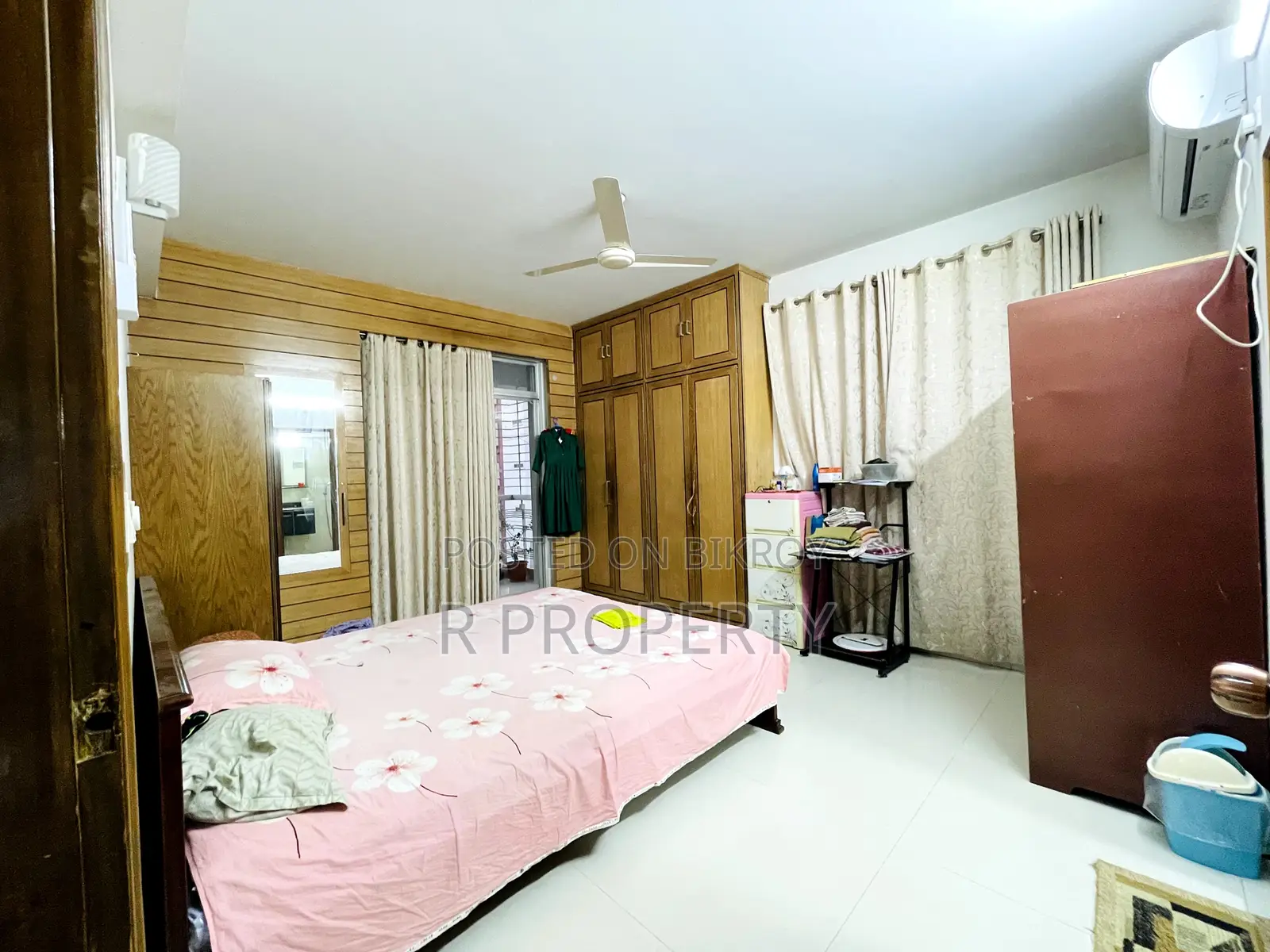 4-Bedroom Apartment for Sale in Uttara